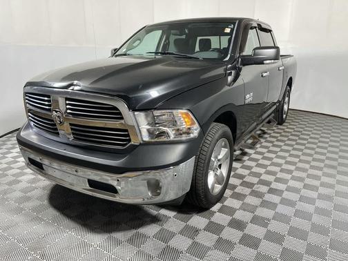 Brilliant Black Crystal Pearlcoat 2015 RAM 1500 Big Horn