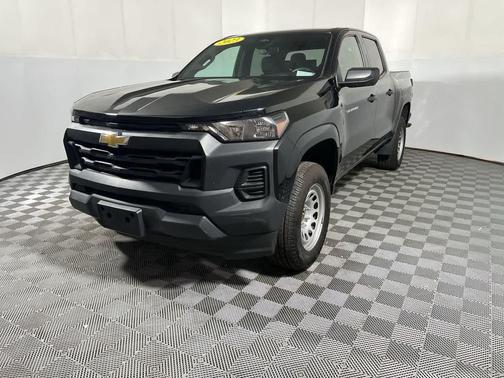 Black 2023 Chevrolet Colorado WT