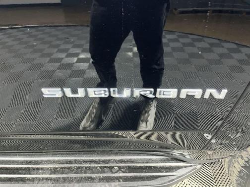 2023 Chevrolet Suburban LS