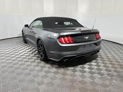 2022 Ford Mustang EcoBoost Premium
