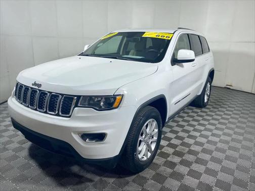 2022 Jeep Grand Cherokee Laredo