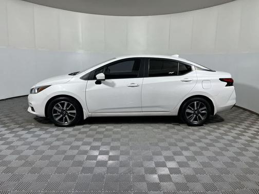 Aspen White Tricoat 2022 Nissan Versa 1.6 SV