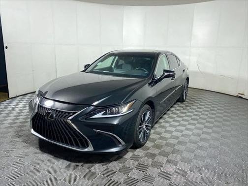 2023 Lexus ES 250 Base