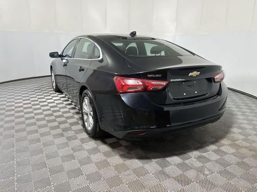Mosaic Black Metallic 2021 Chevrolet Malibu FWD LT