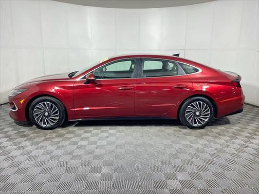 2023 Hyundai SONATA Hybrid SE