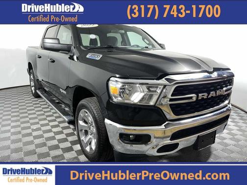 Diamond Black Crystal Pearlcoat 2022 RAM 1500 Big Horn/Lone Star