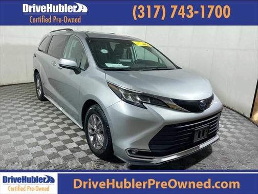 2023 Toyota Sienna XLE 8 Passenger