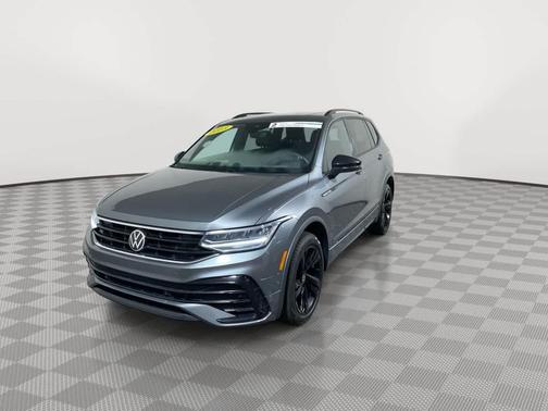 2023 Volkswagen Tiguan 2.0T SE R-Line Black 4MOTION