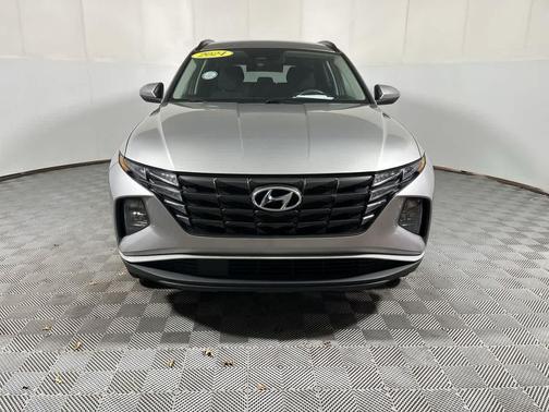 Shimmering Silver 2024 Hyundai TUCSON SEL