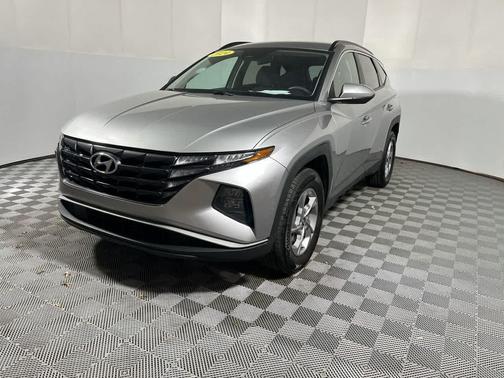 Shimmering Silver 2024 Hyundai TUCSON SEL