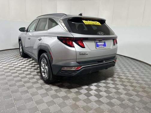 Shimmering Silver 2024 Hyundai TUCSON SEL