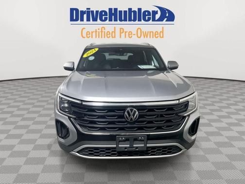 2024 Volkswagen Atlas Cross Sport 2.0T SE w/Technology 4MOTION
