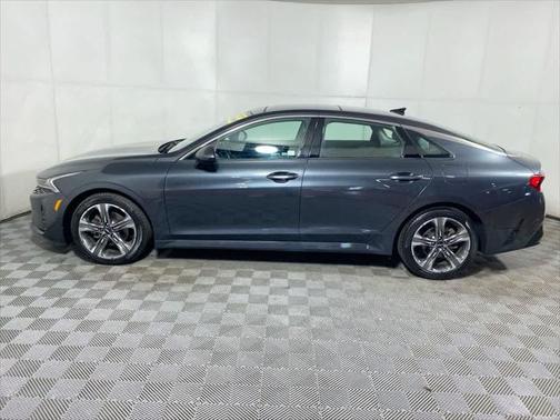 2022 Kia K5 EX