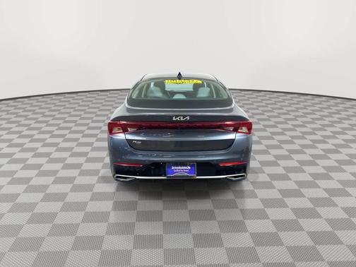 2022 Kia K5 EX