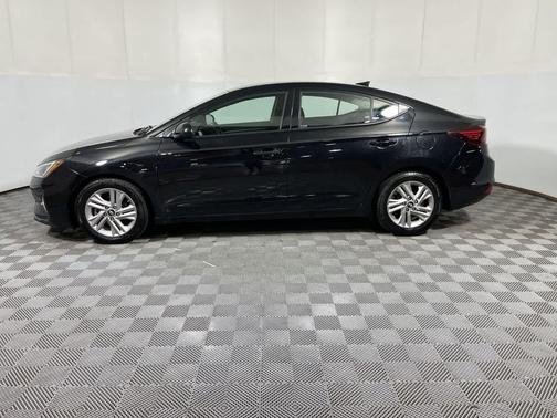 Phantom Black 2020 Hyundai ELANTRA SEL