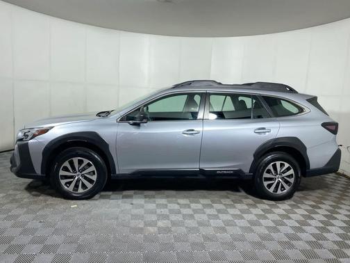 2023 Subaru Outback Base
