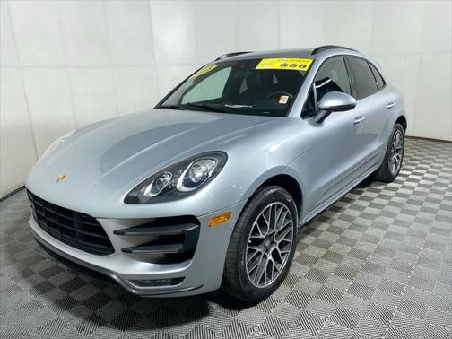 2018 Porsche Macan Turbo