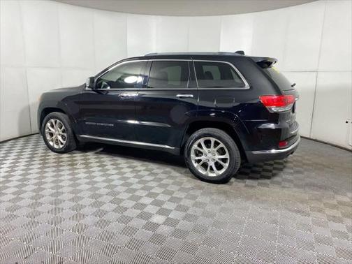 2020 Jeep Grand Cherokee Summit