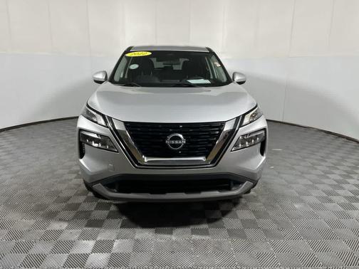 Brilliant Silver Metallic 2023 Nissan Rogue SV