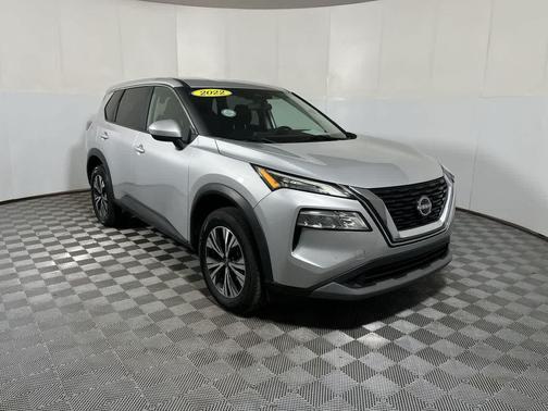 Brilliant Silver Metallic 2023 Nissan Rogue SV