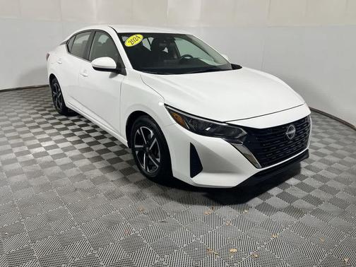 Aspen White Tricoat 2024 Nissan Sentra SV