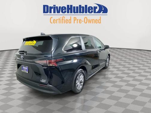 2024 Toyota Sienna XLE 7 Passenger