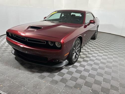 Octane Red Pearlcoat 2023 Dodge Challenger R/T