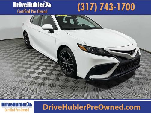 Ice Cap 2023 Toyota Camry SE