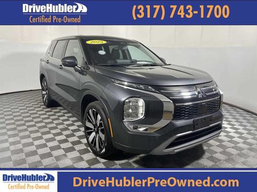 Graphite Gray 2025 Mitsubishi Outlander SE S-AWC