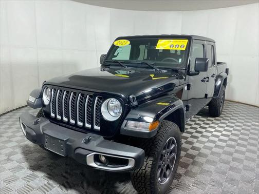 2023 Jeep Gladiator Overland