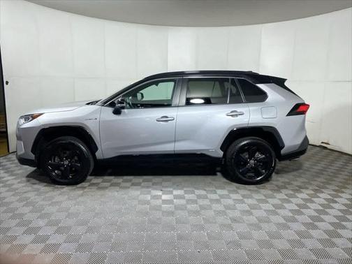 2021 Toyota RAV4 Hybrid SE