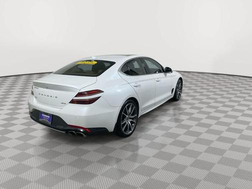 2022 Genesis G70 2.0T AWD