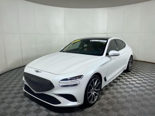 2022 Genesis G70 2.0T AWD
