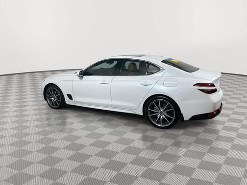 2022 Genesis G70 2.0T AWD