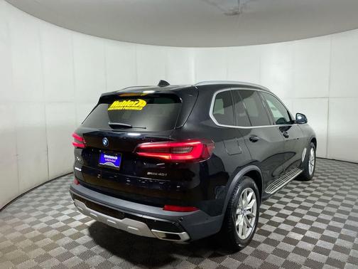 2023 BMW X5 sDrive40i
