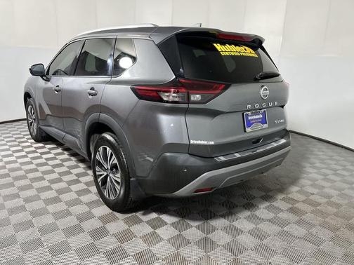 Gun Metallic 2021 Nissan Rogue SV