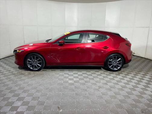 2023 Mazda Mazda3 FWD w/Preferred Package