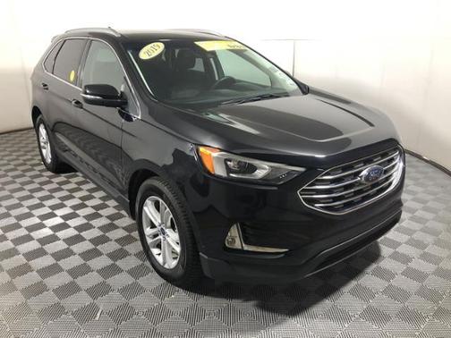Photo 2 of 30 of 2019 Ford Edge SEL