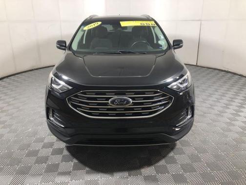 Photo 3 of 30 of 2019 Ford Edge SEL