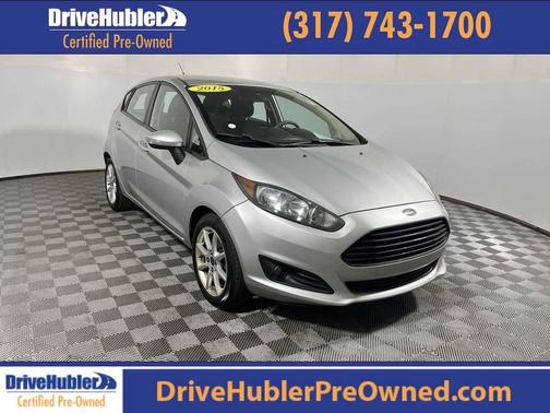 INGOT SILVER METALLIC 2015 Ford Fiesta SE