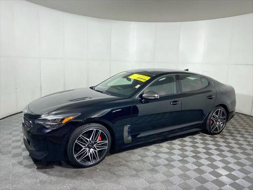 2022 Kia Stinger GT1