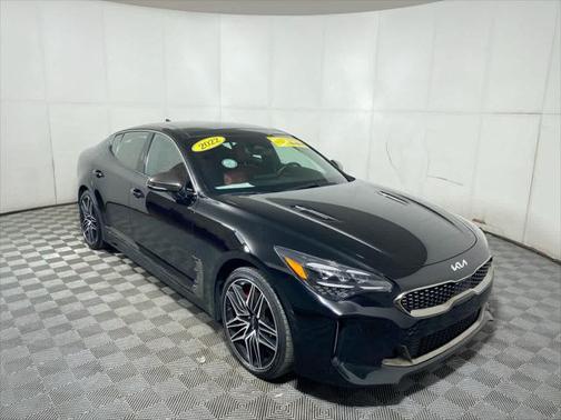 2022 Kia Stinger GT1