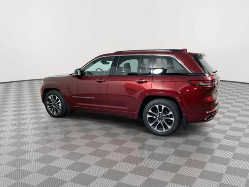 2022 Jeep Grand Cherokee Overland