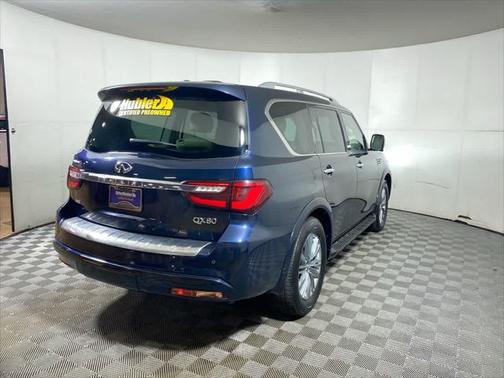 2023 INFINITI QX80 Luxe