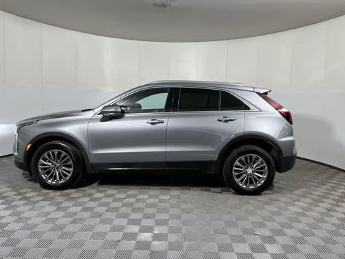 Argent Silver Metallic 2025 Cadillac XT4 Premium Luxury