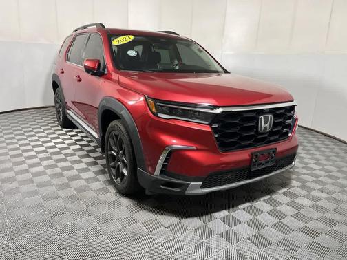 Maroon 2023 Honda Pilot Touring 8-Passenger