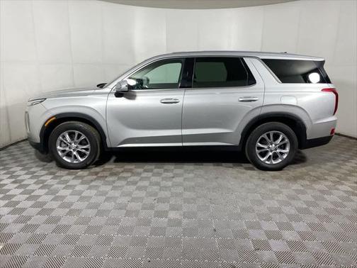 2022 Hyundai PALISADE SE