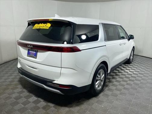 2023 Kia Carnival LX
