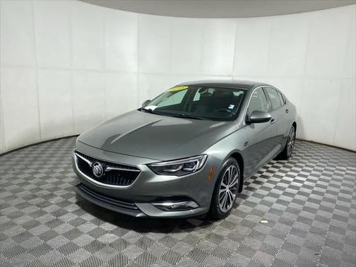 2018 Buick Regal Sportback Essence
