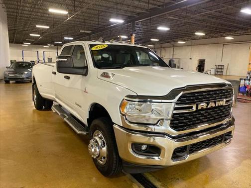 2024 RAM 3500 Big Horn Crew Cab 4x4 8' Box